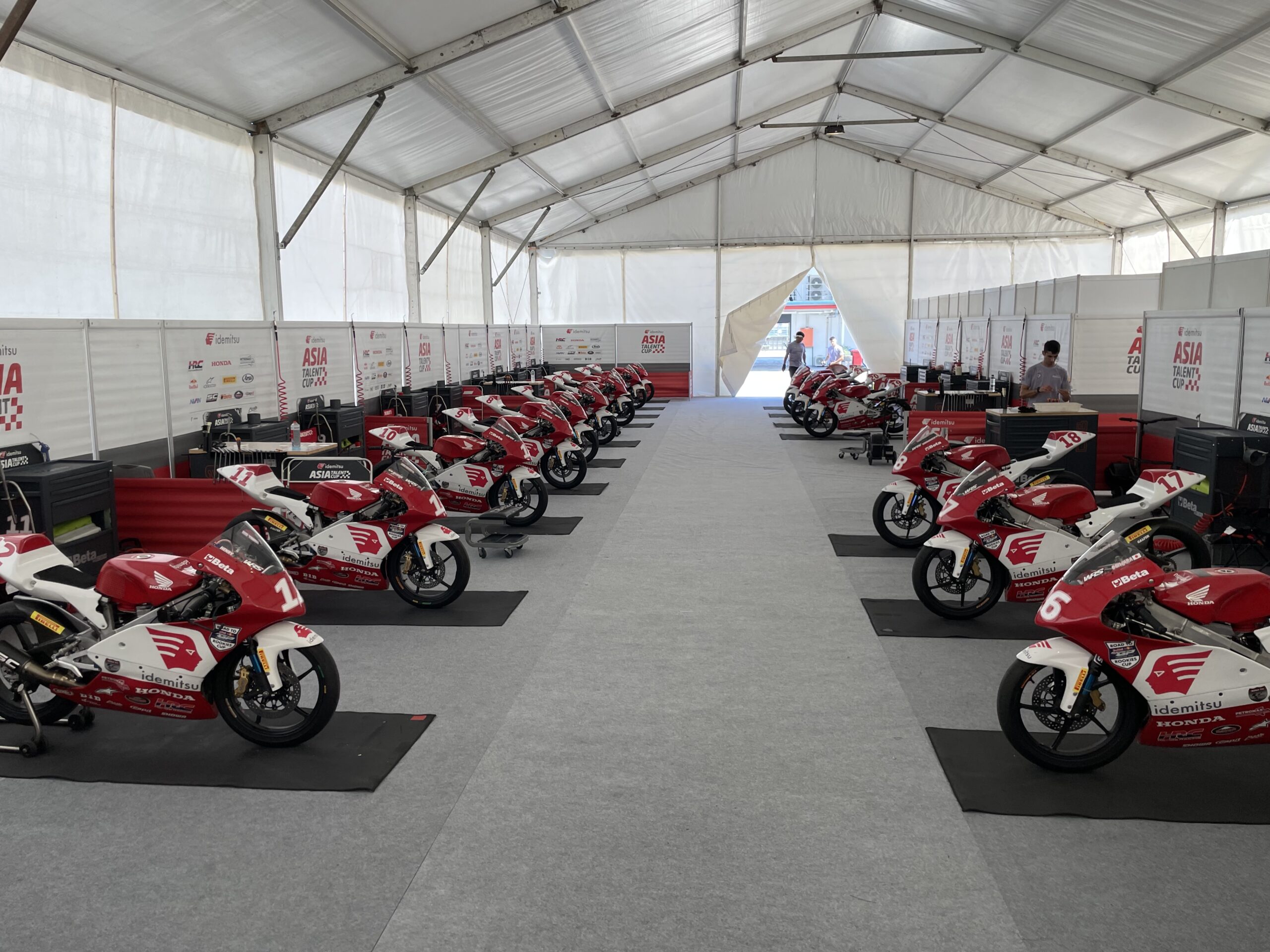 GP DE INDONESIA Y GP DE JAPÓN