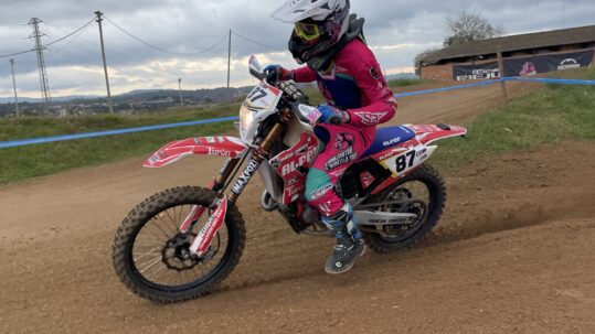 TRES HORAS RESISTENCIA CICLOMOTORES